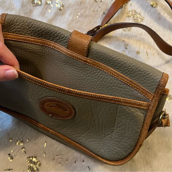 Vintage Dooney & Bourke Brown Pebbled Leather Crossbody Bag 1980s - Picture 8 of 8